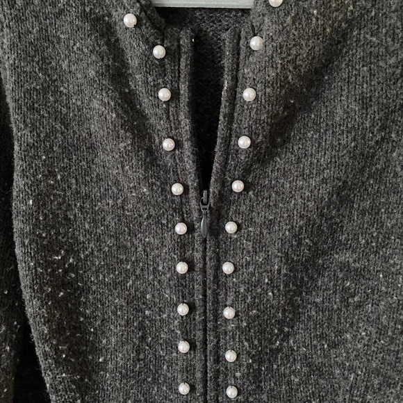 Gray knitted blazer - Picture 2 of 3